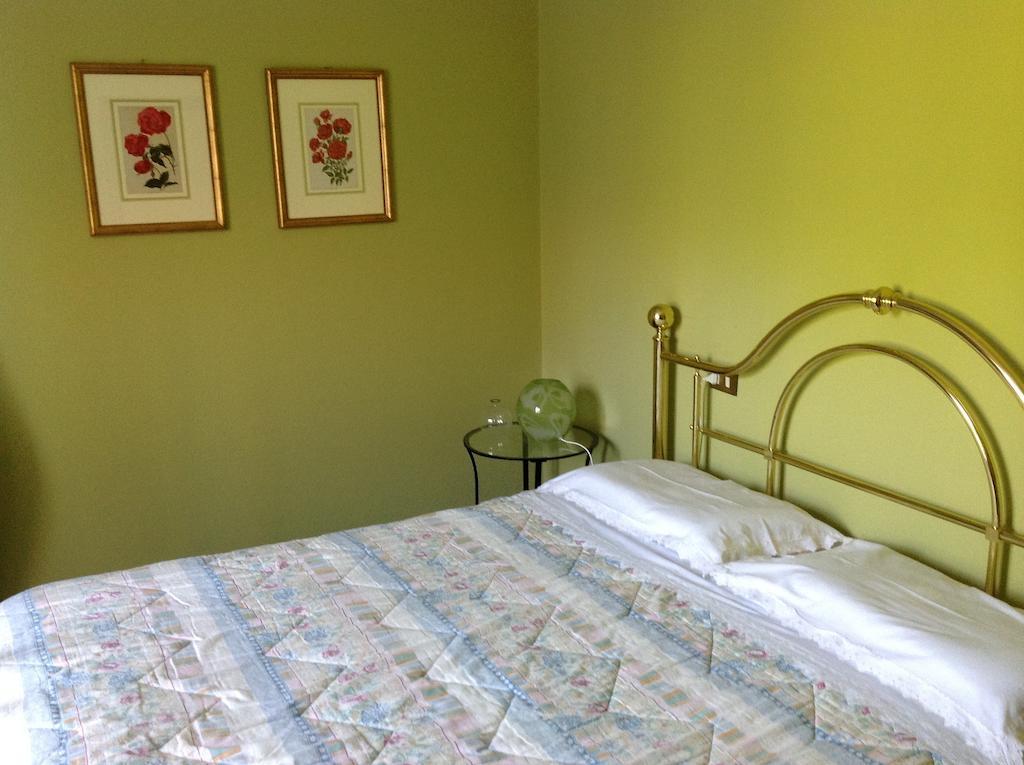 Domus Rosarum Arqua Petrarca Ruang foto